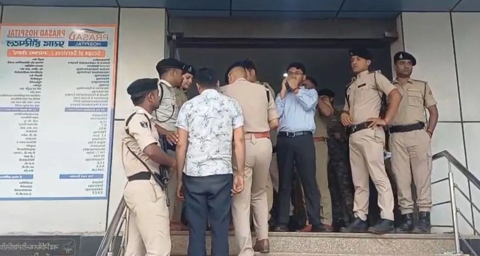 বেসরকারি হাসপাতালে ভয়াবহ অগ্নিকাণ্ডে ৪ রোগীর মৃত্যু