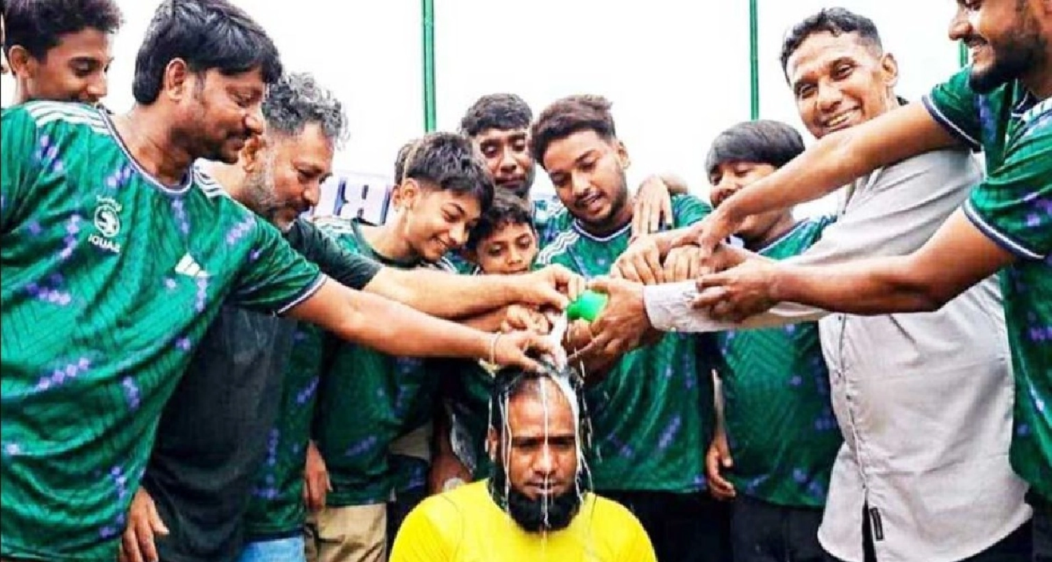 দুধ দিয়ে গোসল করে ব্রাজিল ছেড়ে সৌদিকে সমর্থন
