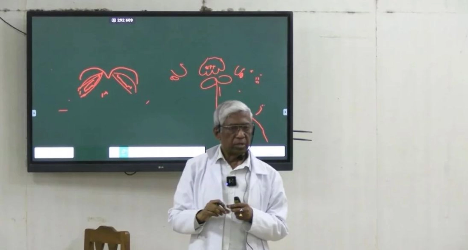 এবার ভারতের মেডিকেল কলেজে ক্লাস নিচ্ছেন আ. লীগের পলাতক সাবেক এমপি!