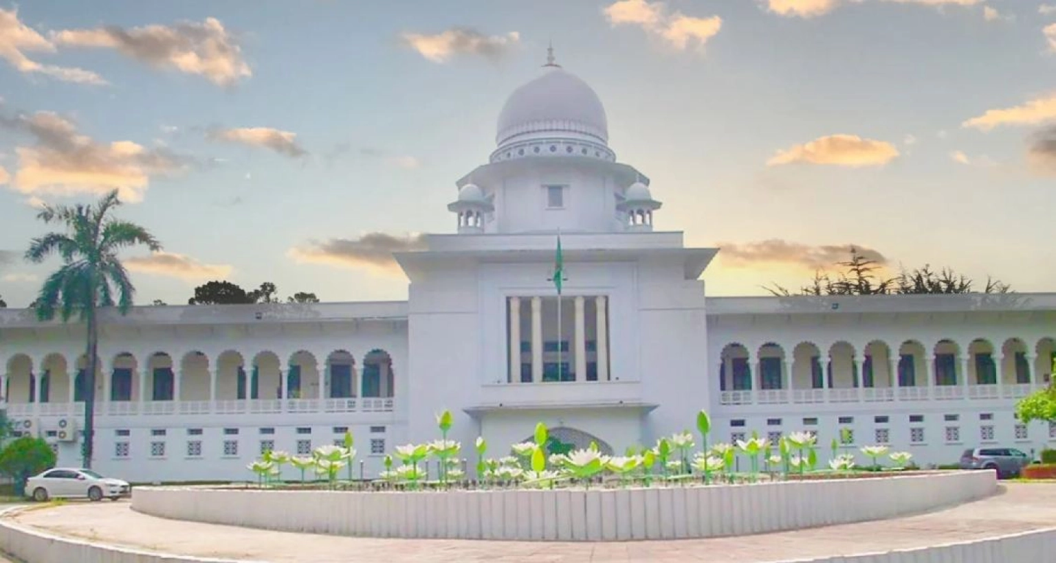 সংবিধানে ফিরলো গণভোট ও তত্ত্বাবধায়ক সরকার ব্যবস্থা