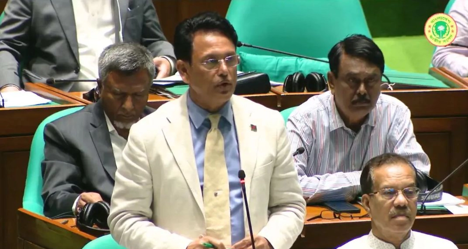 এবার-এইচএসসি-পরীক্ষা-ও-প্রশ্নে-ভুল-নিয়ে-যে-সিদ্ধান্ত-জানালেন-মন্ত্রী-মিলন