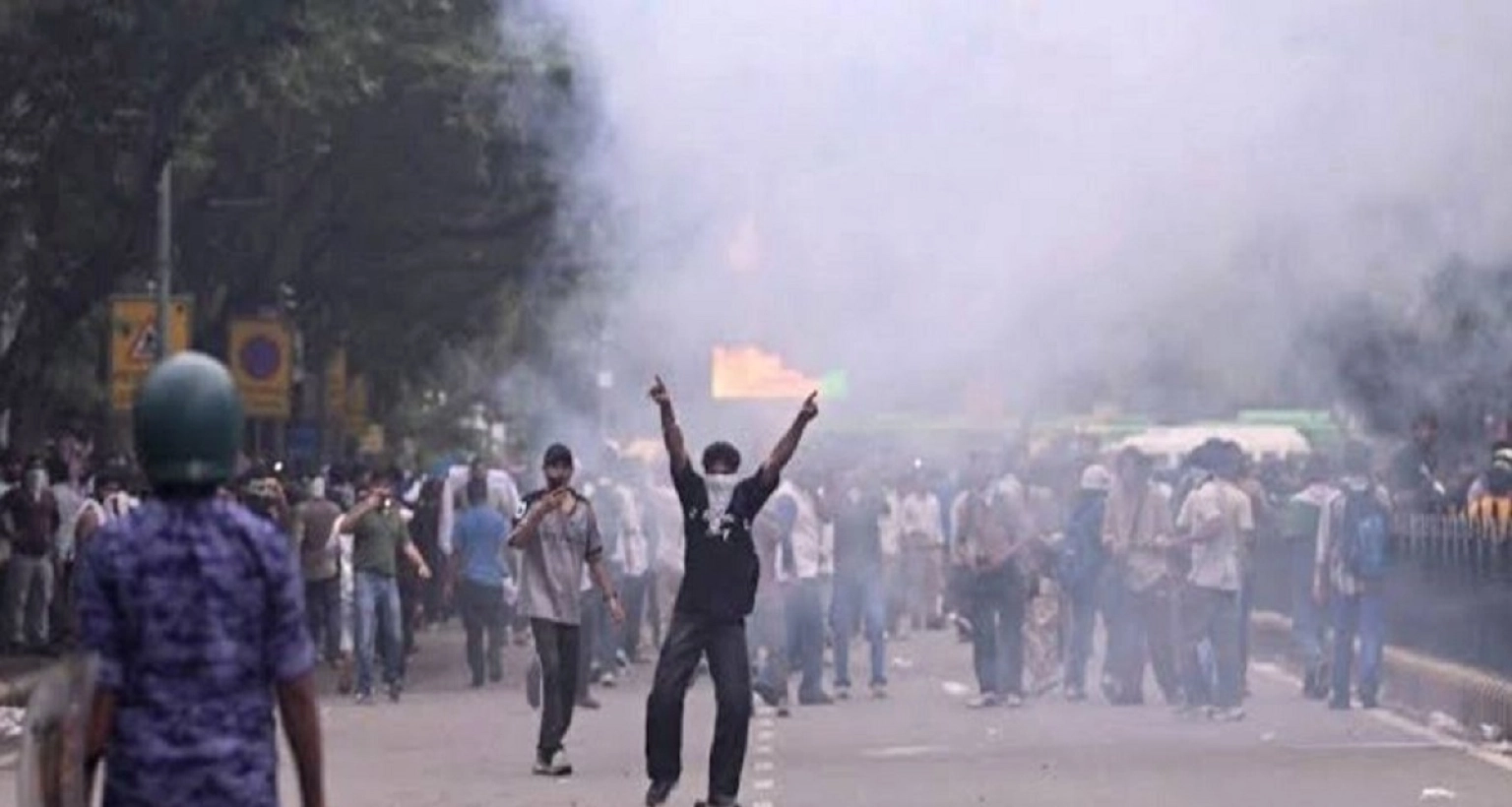 এবার ভারতে সরকার পতনের ডাক