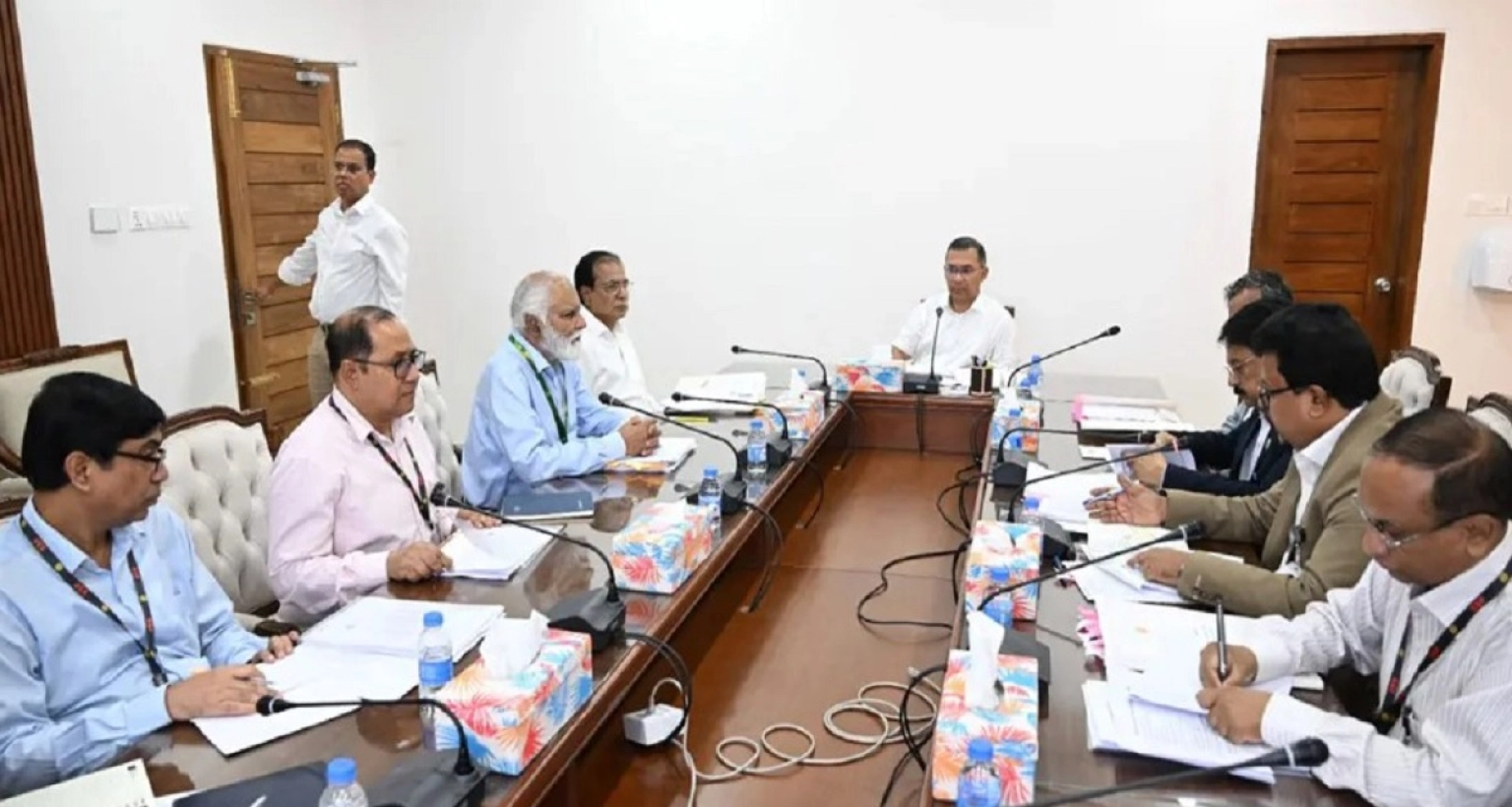 এক-লাখ-প্রশিক্ষিত-স্বেচ্ছাসেবক-প্রস্তুত-করা-ও-প্রধানমন্ত্রীর-কার্যালয়ে-একটি-বিশেষ-সেল-গঠনের-সিদ্ধান্ত
