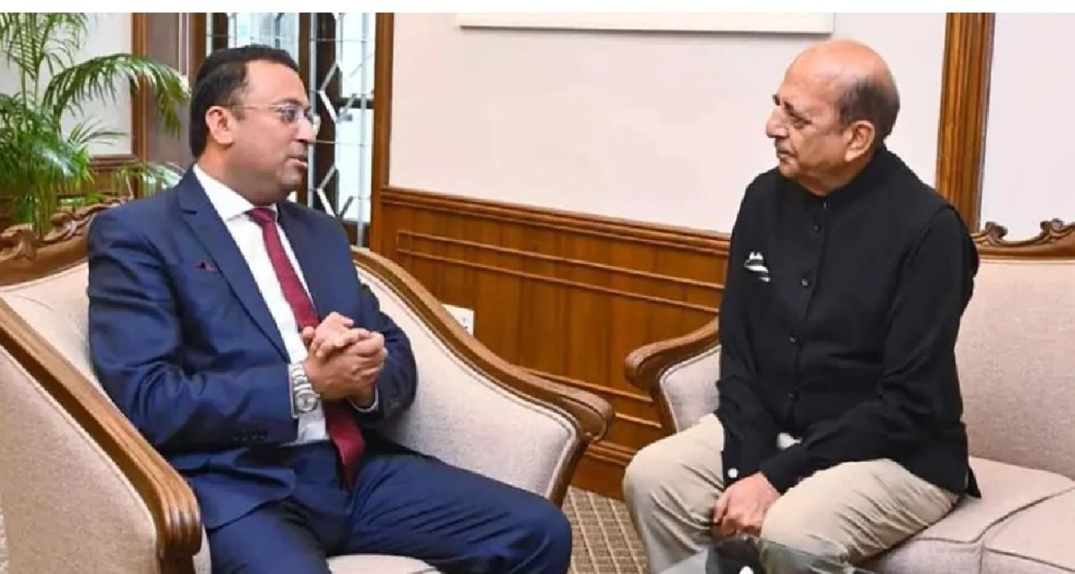ভারতের-হাইকমিশনারের-সঙ্গে-শেখ-হাসিনার-বিষয়ে-যে-কথা-হলো-প্রধানমন্ত্রীর-পররাষ্ট্রবিষয়ক-উপদেষ্টার