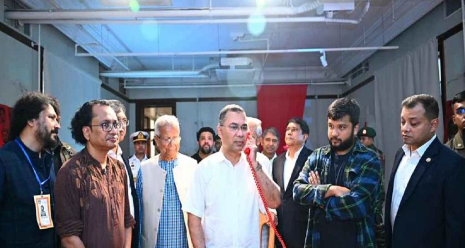 লাল টেলিফোনে শেখ হাসিনার কল রেকর্ড শুনলেন প্রধানমন্ত্রী তারেক রহমান