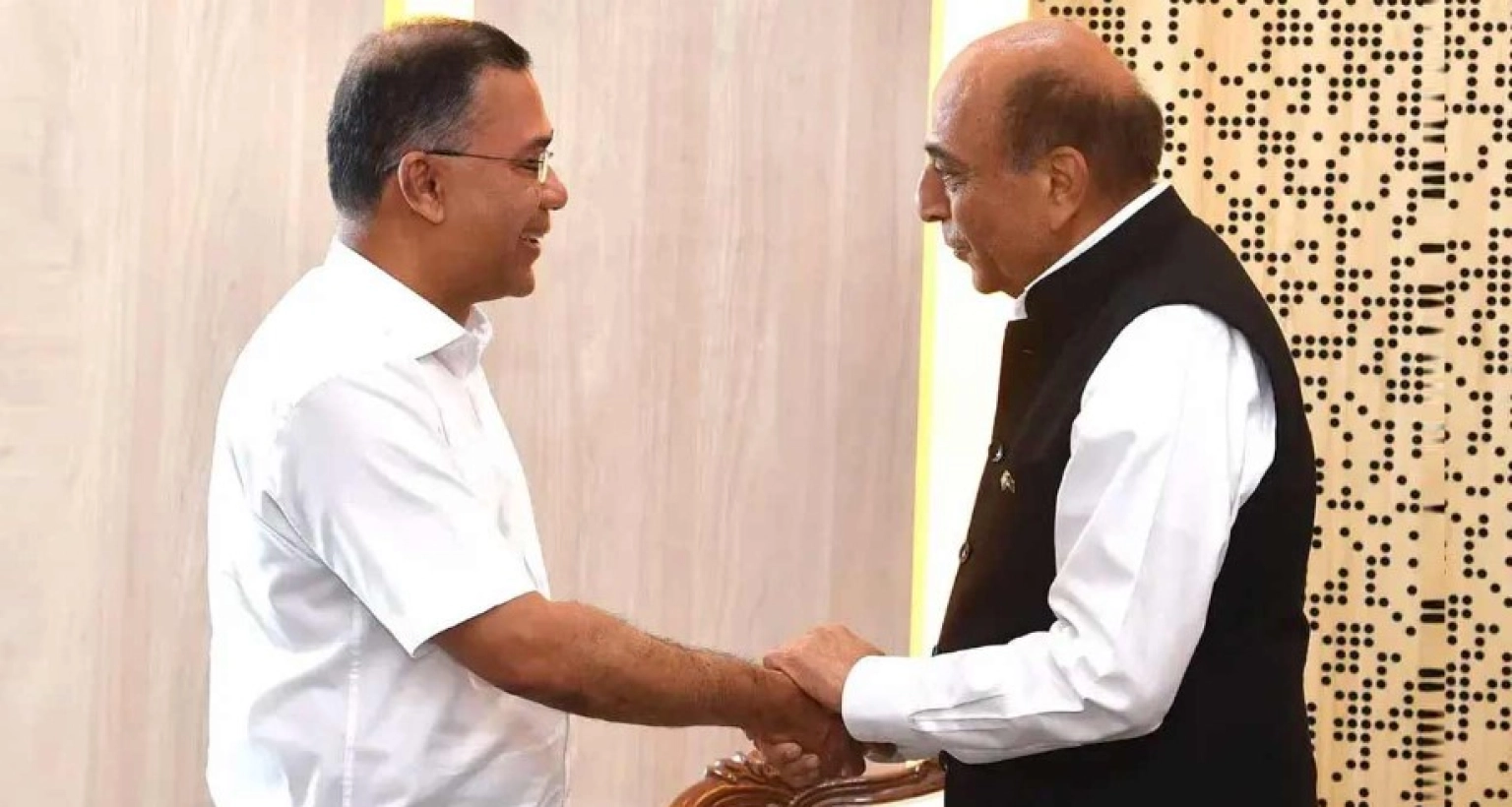 বাংলাদেশের-বার্তা-নিয়ে-দিল্লি-ছুটে-গেলেন-ভারতীয়-হাইকমিশনার
