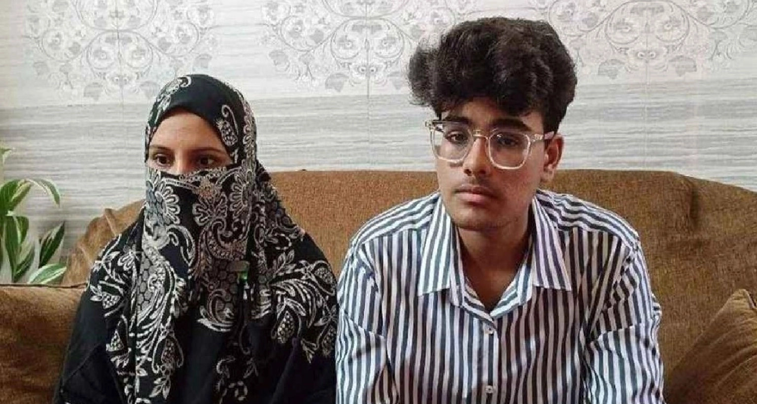 এসএসসি-পরীক্ষায়-মা-পেয়েছেন-জিপিএ-৫-আর-ছেলে-পেয়েছে-গোল্ডেন-জিপিএ-৫