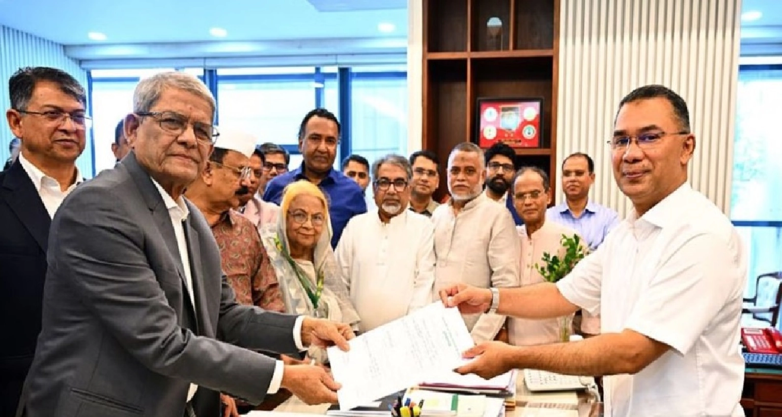 কে-কে-হলেন-রাষ্ট্রপতি-পদপ্রার্থী-মির্জা-ফখরুলের-প্রস্তাবক-ও-সমর্থক-