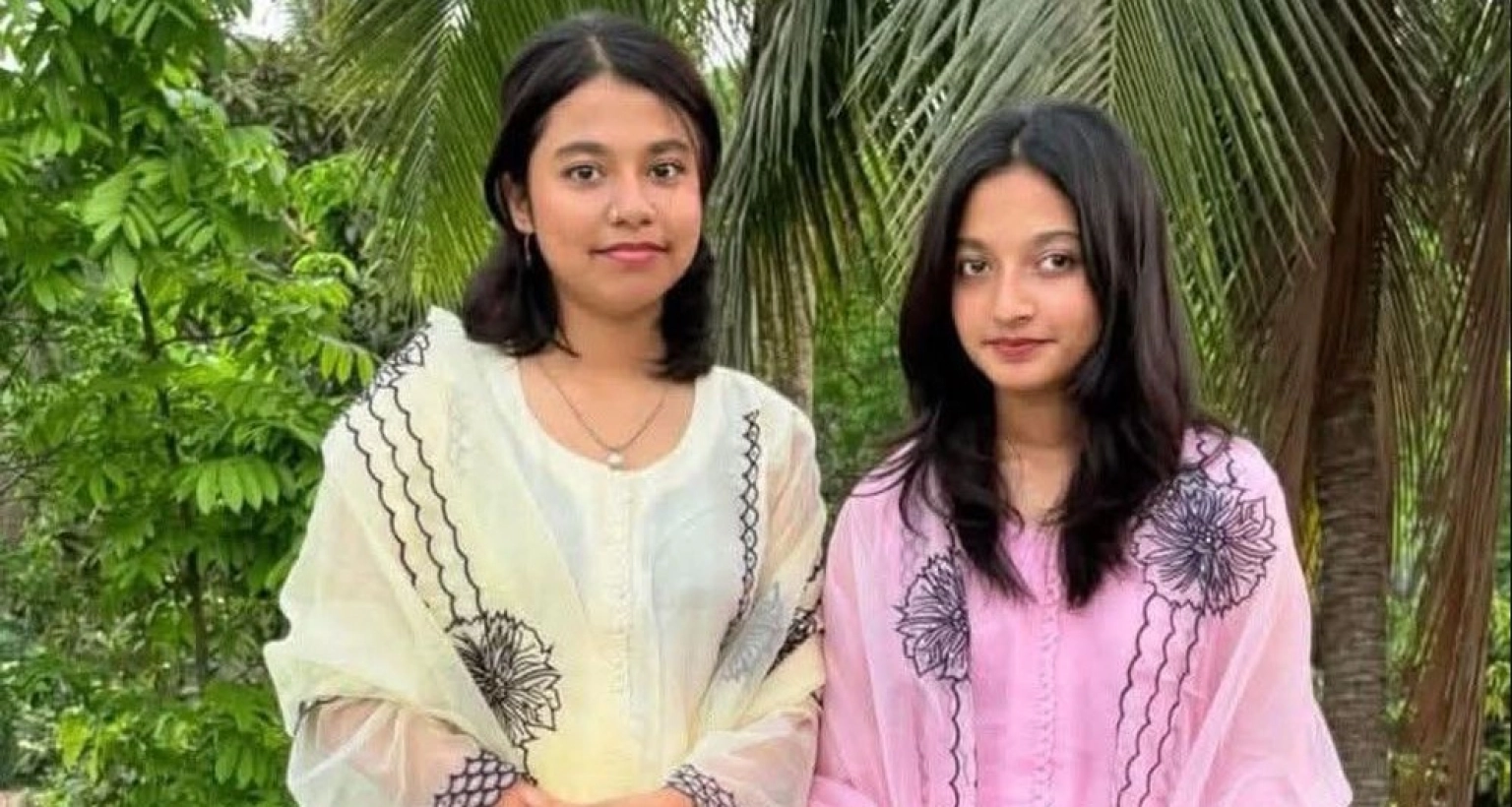 এবারের-এসএসসি-পরীক্ষায়-যমজ-দুই-বোনের-কৃতিত্ব