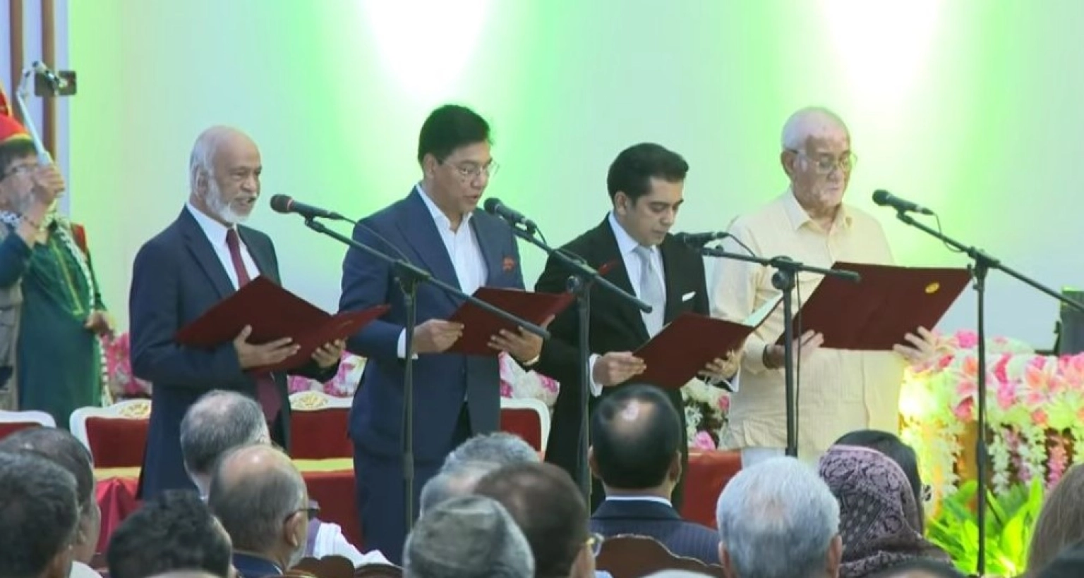 সরকারের-মন্ত্রিসভায়-যুক্ত-হলেন-ছয়-মন্ত্রী-প্রতিমন্ত্রী-নিলেন-শপথ