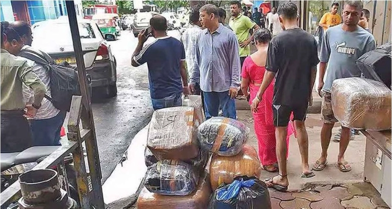 বাংলাদেশি-পর্যটকদের-কলকাতা-ছাড়ার-হিড়িক-