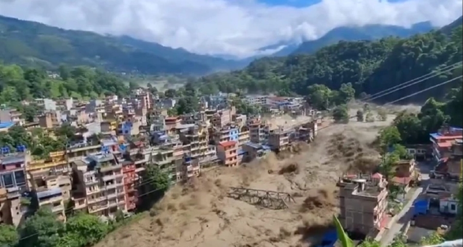 হঠাৎ-বন্যা-আঘাত-হানল-সিনেমার-দৃশ্যের-মতো-৯৫-মরদেহ-উদ্ধার-নিখোঁজ-শত-শত-মানুষ