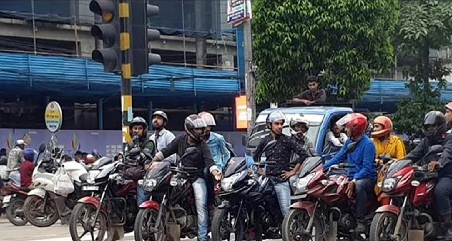 এক-বড়-সুখবর-মোটরসাইকেলসহ-সব-গাড়ির-মালিক-চালকদের-জন্য