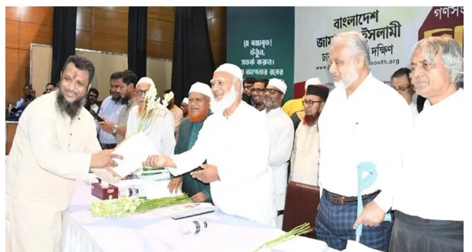 বিএনপি-নেতা-সহ-৬৫০-জনের-জামায়াতে-যোগদান