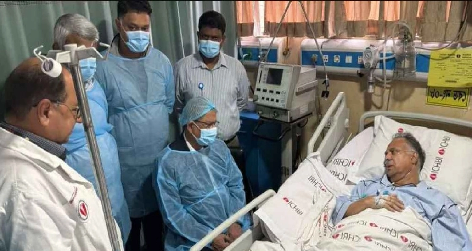 বিদ্যুৎমন্ত্রীকে দেখতে হাসপাতালে রাষ্ট্রপতি মির্জা ফখরুল