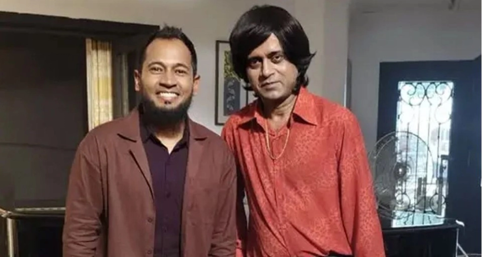 ‘হাউজদ্যাট’ বলে চিৎকার করে ওঠেন আ খ ম হাসান, অট্টহাসিতে ভেঙে পড়েন মুশফিক