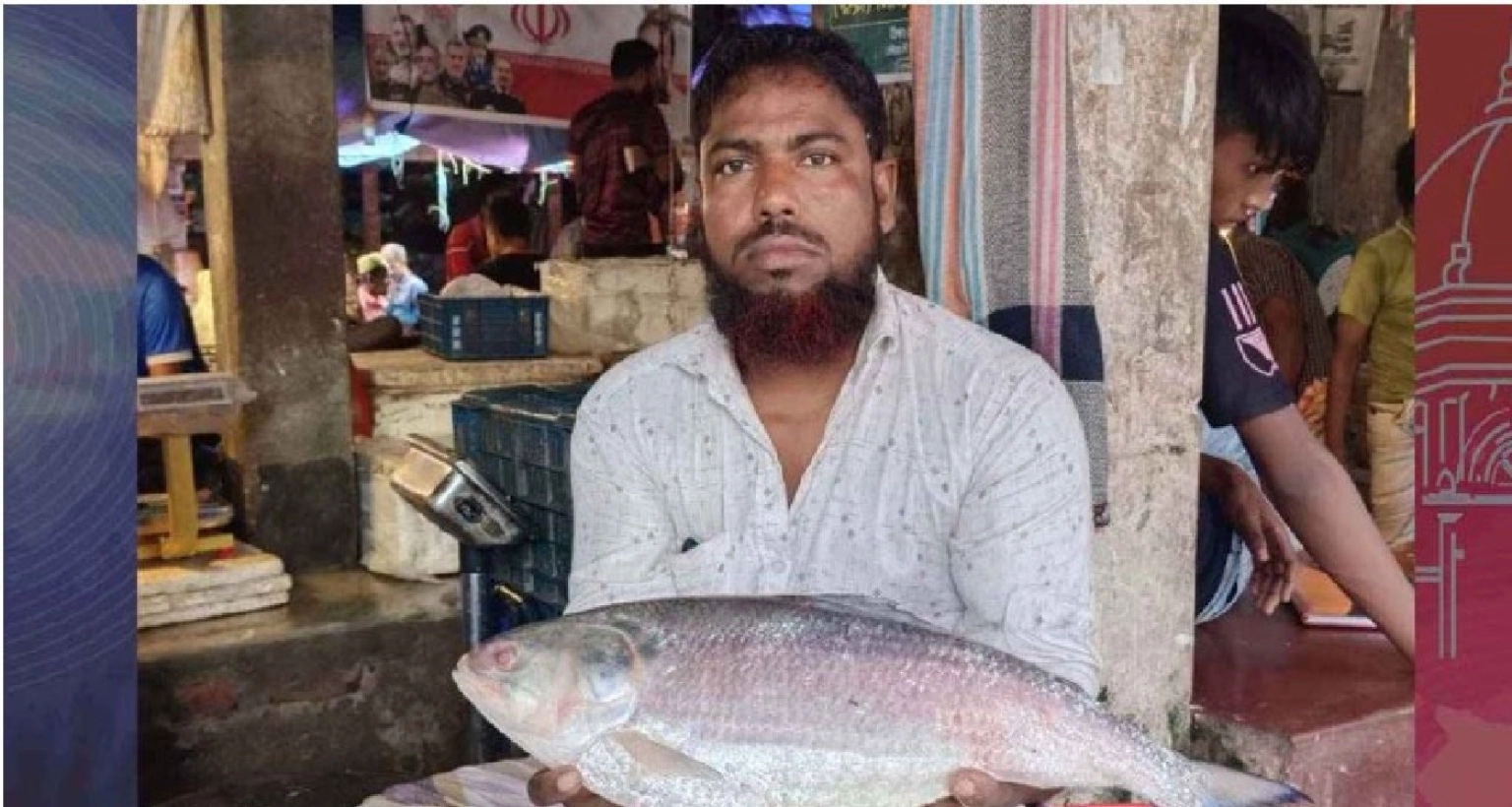  ১২ হাজার টাকায় বিক্রি হলো আড়াই কেজির এই রাজা ইলিশ