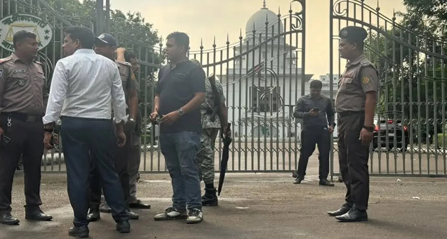 ওবায়দুল কাদেরসহ ৭ জনের মৃত্যুদণ্ডের রায়ের পরপরই সুপ্রিম কোর্টে ককটেল বিস্ফোরণ