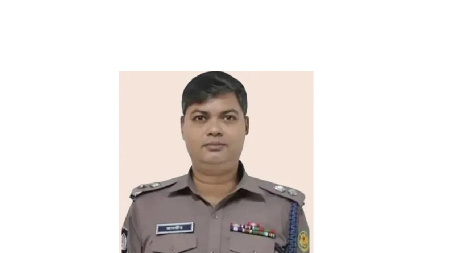 রাজধানীর গুলশানে আওয়ামী লীগের মিছিল, ওসির পর সরানো হলো ডিসিকেও