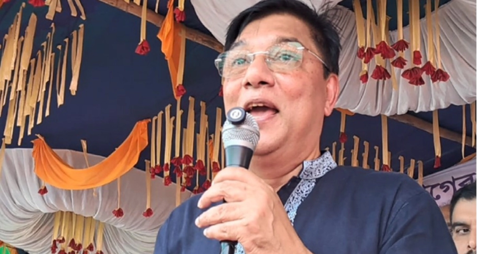 প্রধানমন্ত্রী তারেক রহমান সারাদেশে মানবিক নেতা হিসেবে সমাদৃত হয়েছেন : বিমানমন্ত্রী
