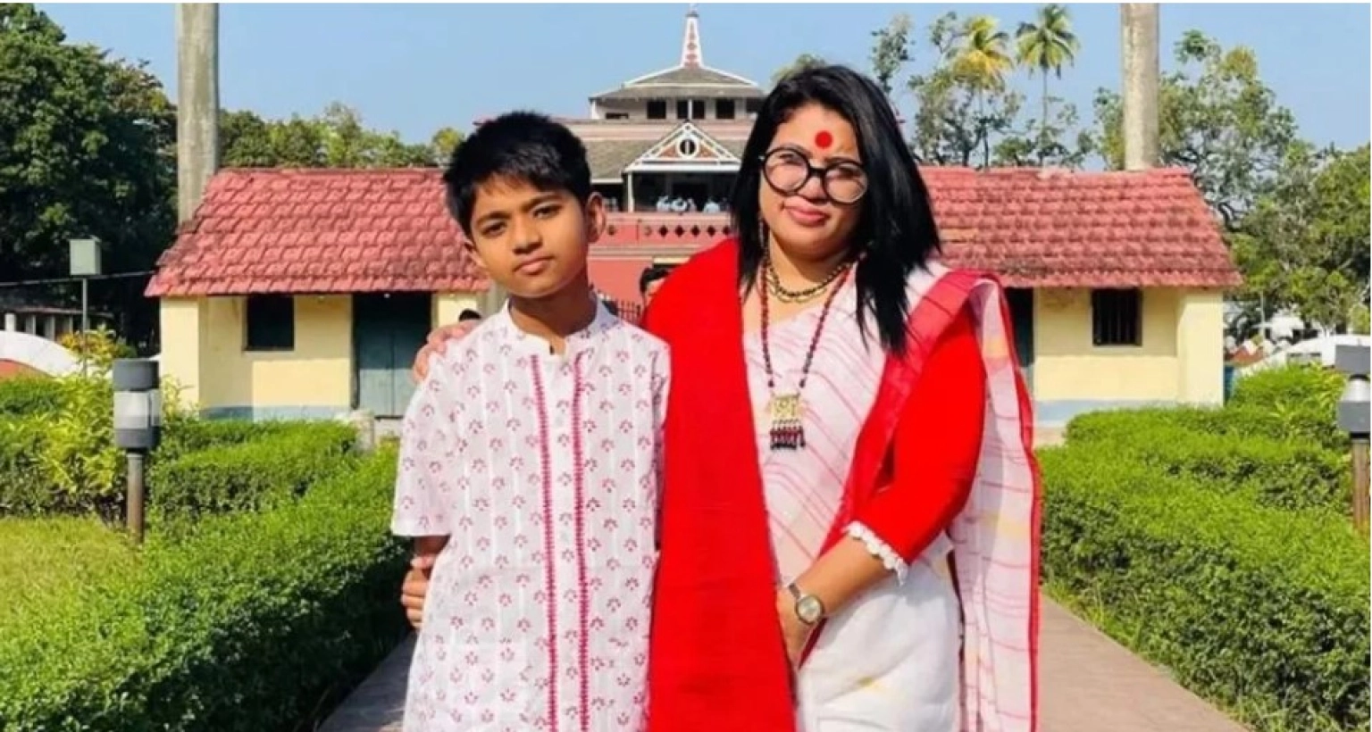 এবার আলোচনায় অপ্রতিমের মায়ের চব্বিশের সেই ফেসবুক পোস্ট 