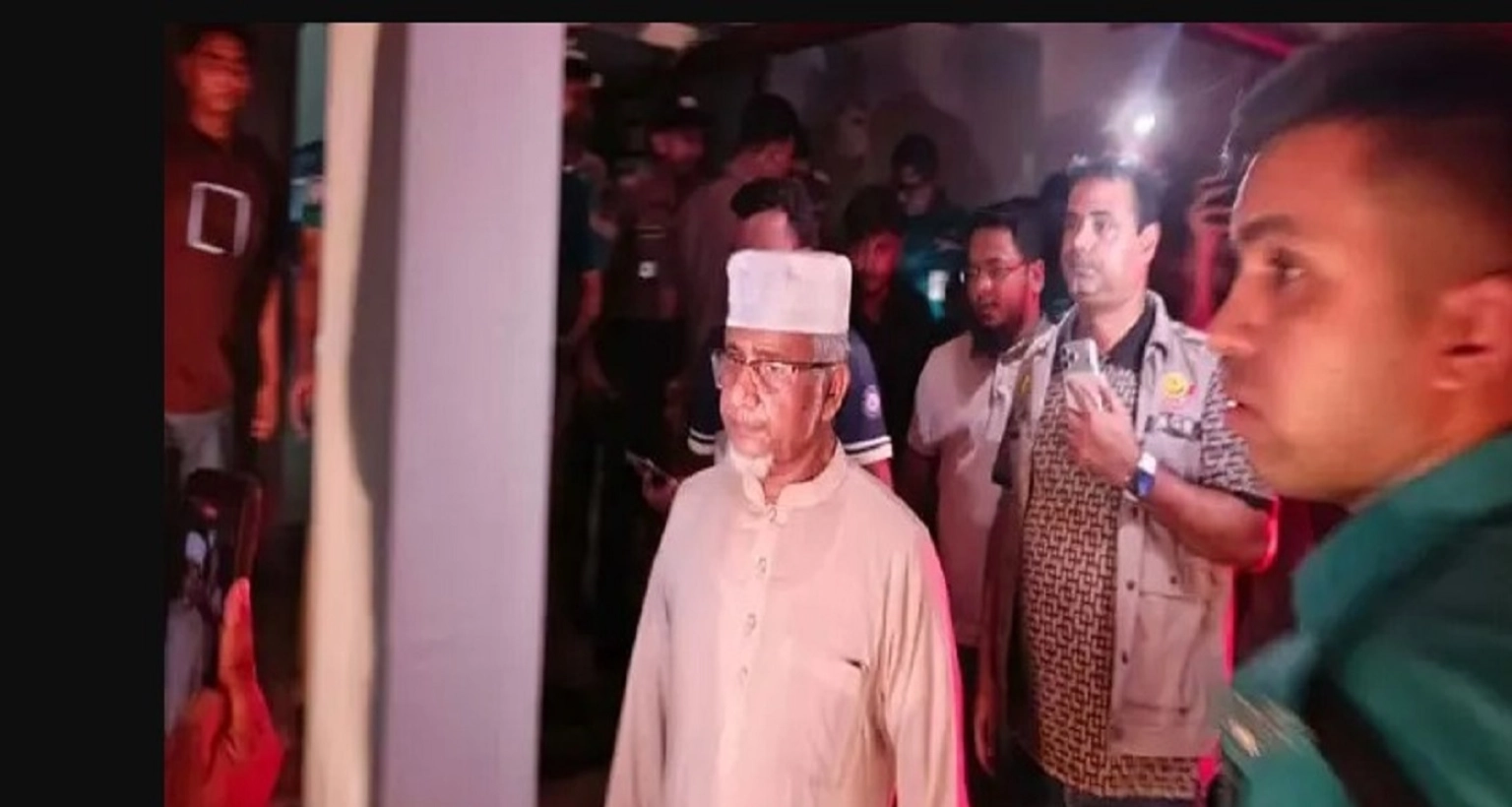 পুলিশ হেফাজতে এমপি গাজী নজরুল ও তার প্রথম স্ত্রী