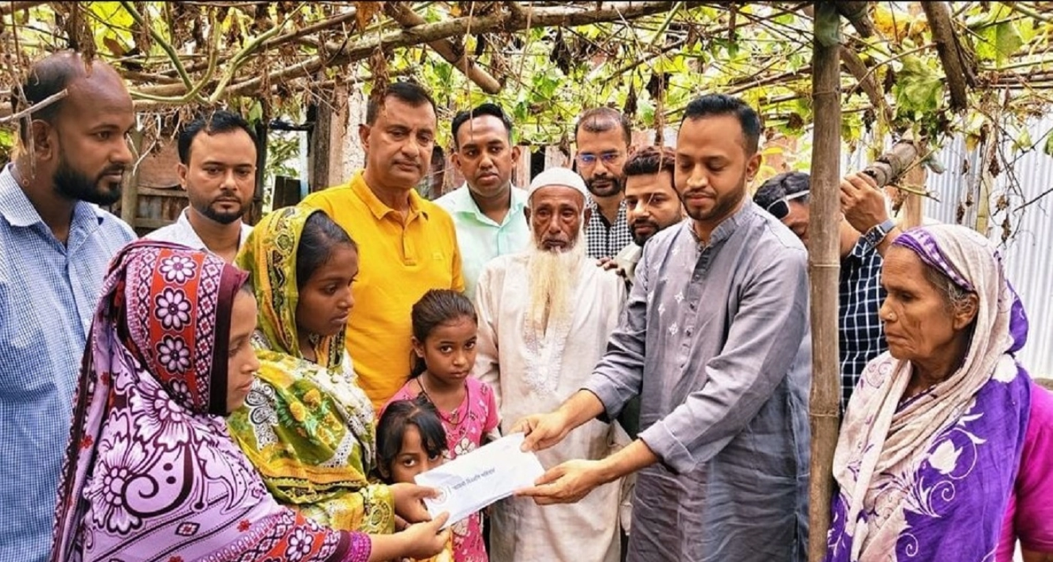 সেই এতিম ৫ কন্যার পাশে দাঁড়ালেন প্রধানমন্ত্রী তারেক রহমান