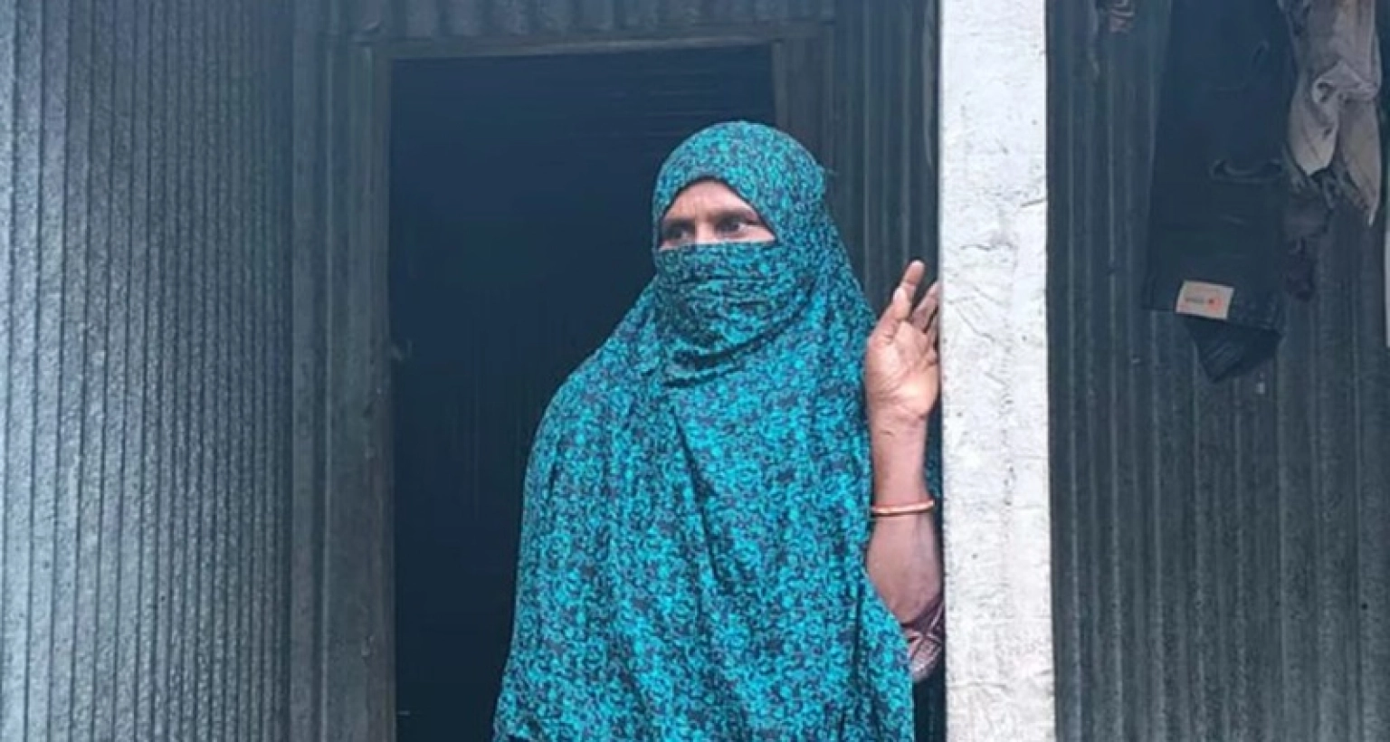 ফ্যামিলি কার্ডের জন্য টিপসই দিয়ে বিধবা জানলেন ‘বিয়ে হয়ে গেছে’