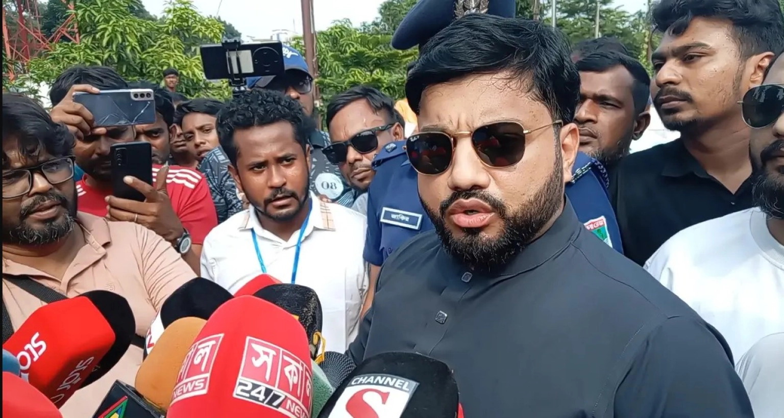 সিটি নির্বাচন করব, ওয়ার্ডে ওয়ার্ডে কাজ শুরু করব: ইশরাক হোসেন