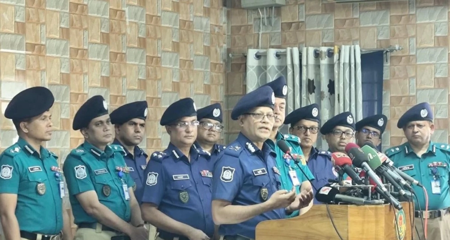 চাঁদাবাজি বন্ধে নতুন আইন প্রণয়নের উদ্যোগ