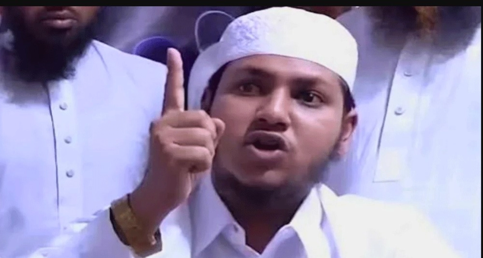 কান্নাজড়িত-কণ্ঠে-বাবার-অভিযোগের-পর-যা-বললেন-সেই-তাশরীফ