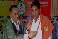 কারাগারে পড়াশোনা করেও শীর্ষে