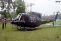 হঠাৎ মল্লিকপুর গ্রামে হেলিকপ্টার জরুরি অবতরণ