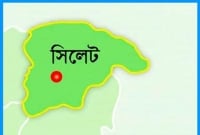 প্রকাশ্য রাস্তায় নারীকে পেটালেন ব্যবসায়ী