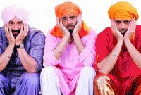  ছেলেদের সাথে অভিনয় করতে চান ধর্মেন্দ্র