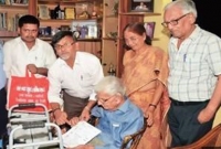 ৯৬ বছর বয়সে এমএ ভর্তি!