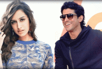 সিনেমার আগেই ফারহানের সঙ্গে স্টেজ কাঁপাচ্ছেন শ্রদ্ধা