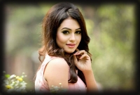 ‘এবেলা’ বিতর্ক, মুখ খুললেন সেই ফারিয়া