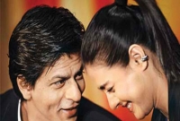  উৎসবের মৌসুমে ভরসা দু’জনই