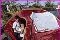 ফের সমুদ্র সৈকতে  আরেক আয়লান