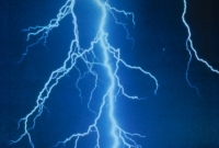 কে শুয়ে ছিলেন সেই সমাধিতে?