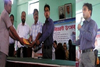 জলবায়ু পরিবর্তনের চ্যালেঞ্জ মোকাবেলায় কাজ শুরু করেছেন বাঘার সেই যুবক