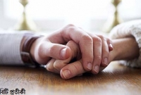 মানুষটাকে খুব ভালোবাসে ও !