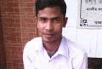 এলো কেশে সে 