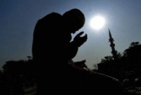 যে তিন ব্যক্তির দোয়া আল্লাহর দরবারে সরাসরি কবুল হয়