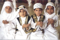 রাসূল (সাঃ) যে ৩ বিষয়ে সন্তানকে শিক্ষা দিতে বলেছেন