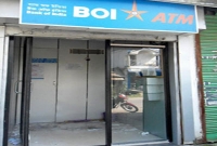 এবার পুরো এটিএম বুথ নিয়ে পালালো ডাকাতরা