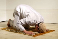 নামাজহীন ব্যক্তির মৃত্যুকালে ৯টি কঠিন শাস্তি হবে