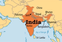 স্কুল ফাঁকি দেয়ায় ভাতিজাকে গাছে ঝুলালো চাচা