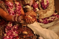 আজ মুমুর বাসর রাত ! 